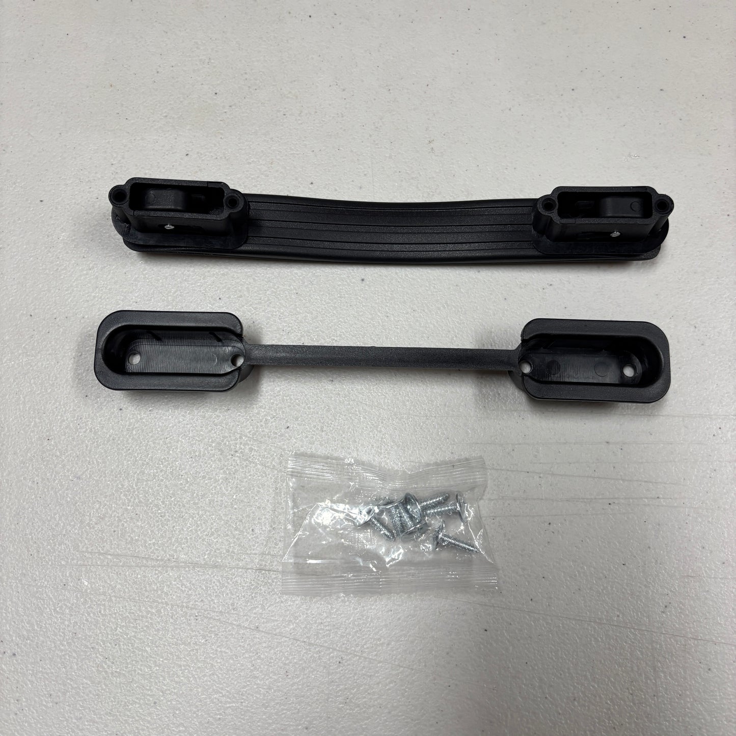 AMERICAN TOURISTER HANDLE BLACK