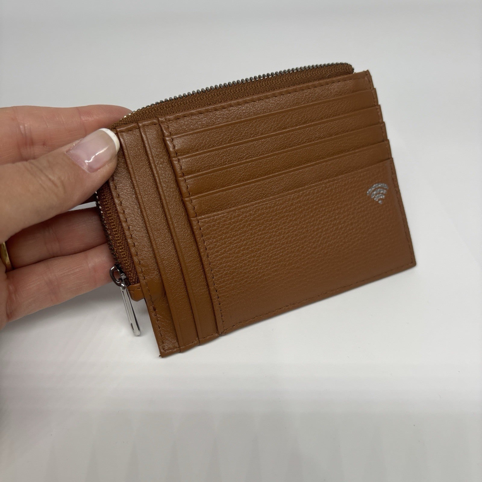 Genuine Mandarina Duck Mellow Urban RFID Leather Card Holder Indian Tan