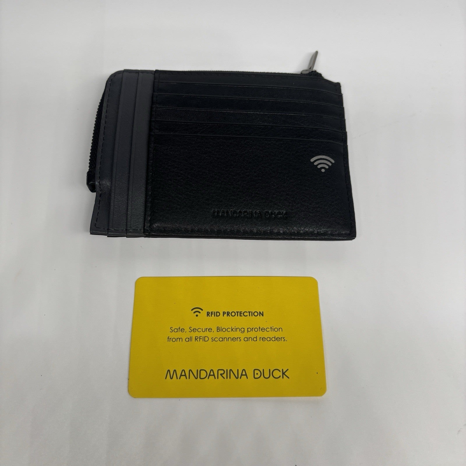 Genuine Mandarina Duck RFID Leather Wallet Downtown Black