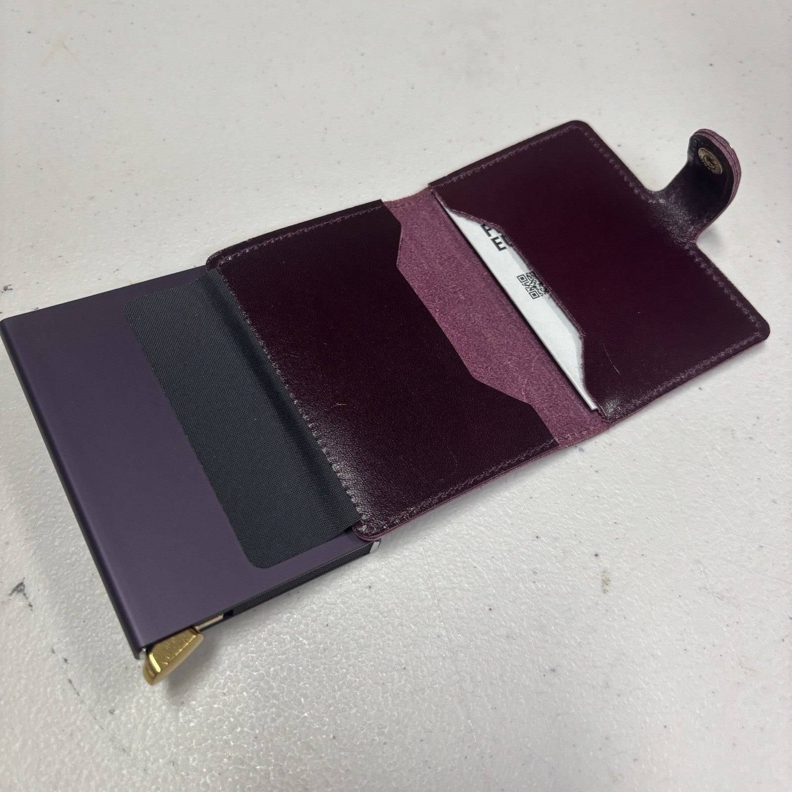 Genuine Secrid Premium MINIWALLET Dusk Bordeaux