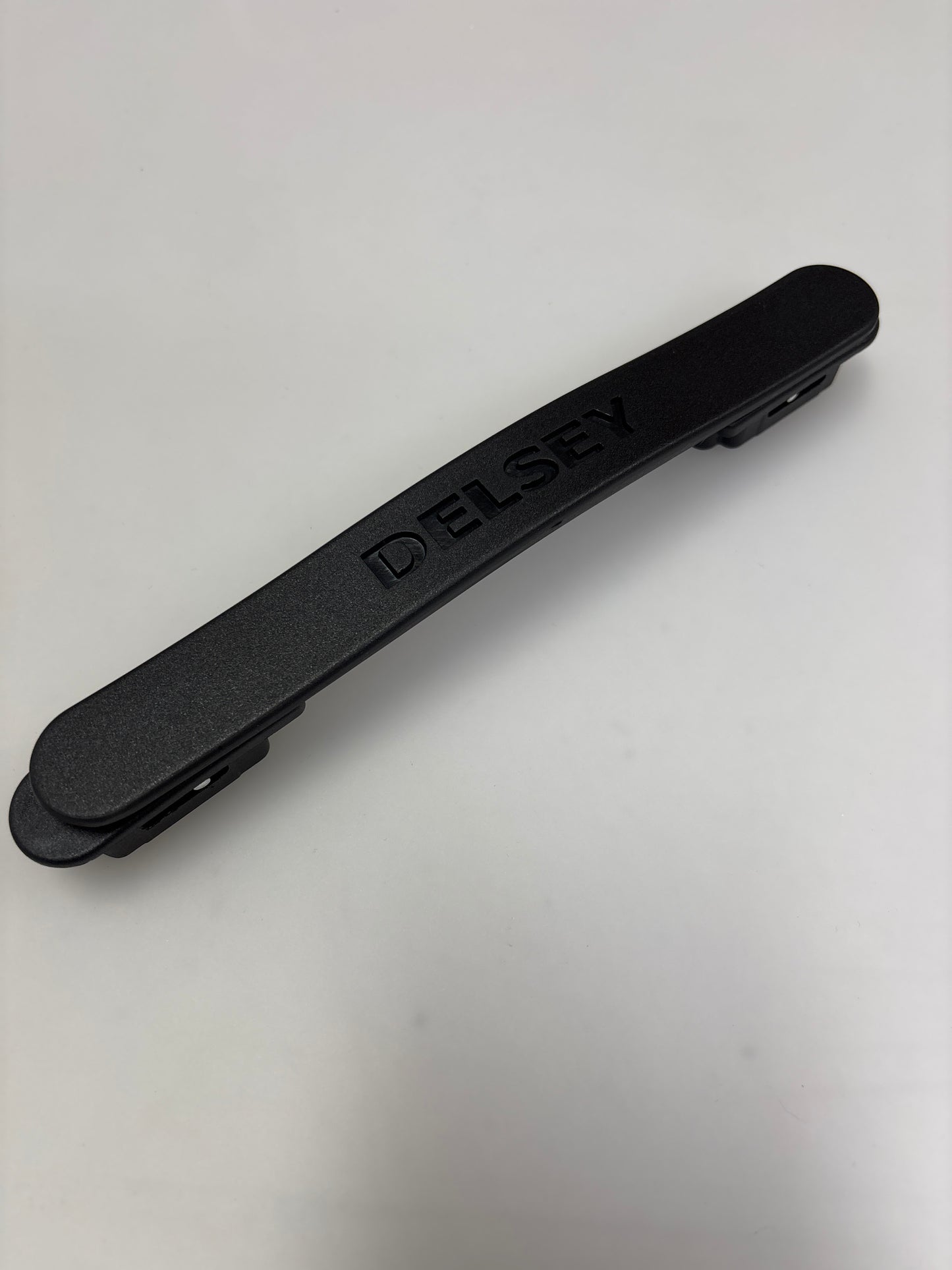 DELSEY HANDLE