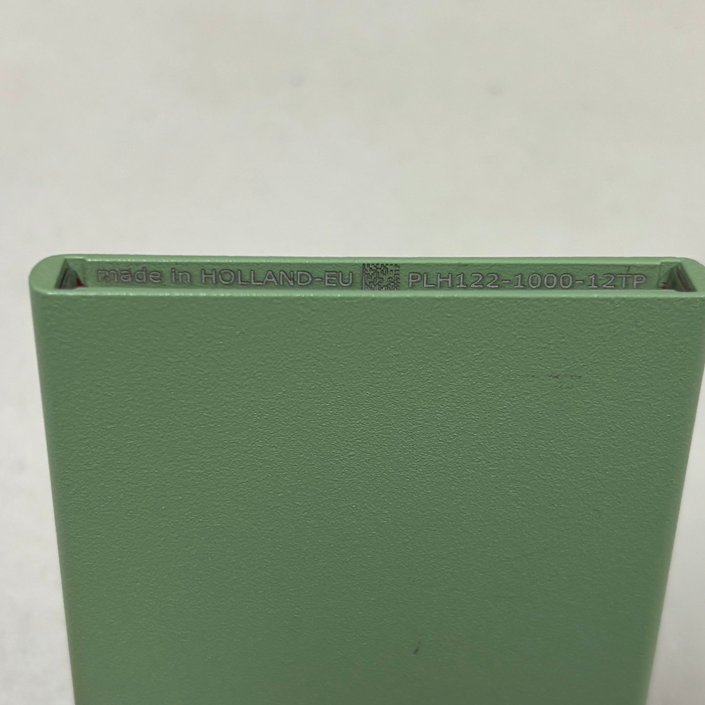 PRELOVED GENUINE SECRID CARDPROTECTOR POWDER COATED PISTACHIO