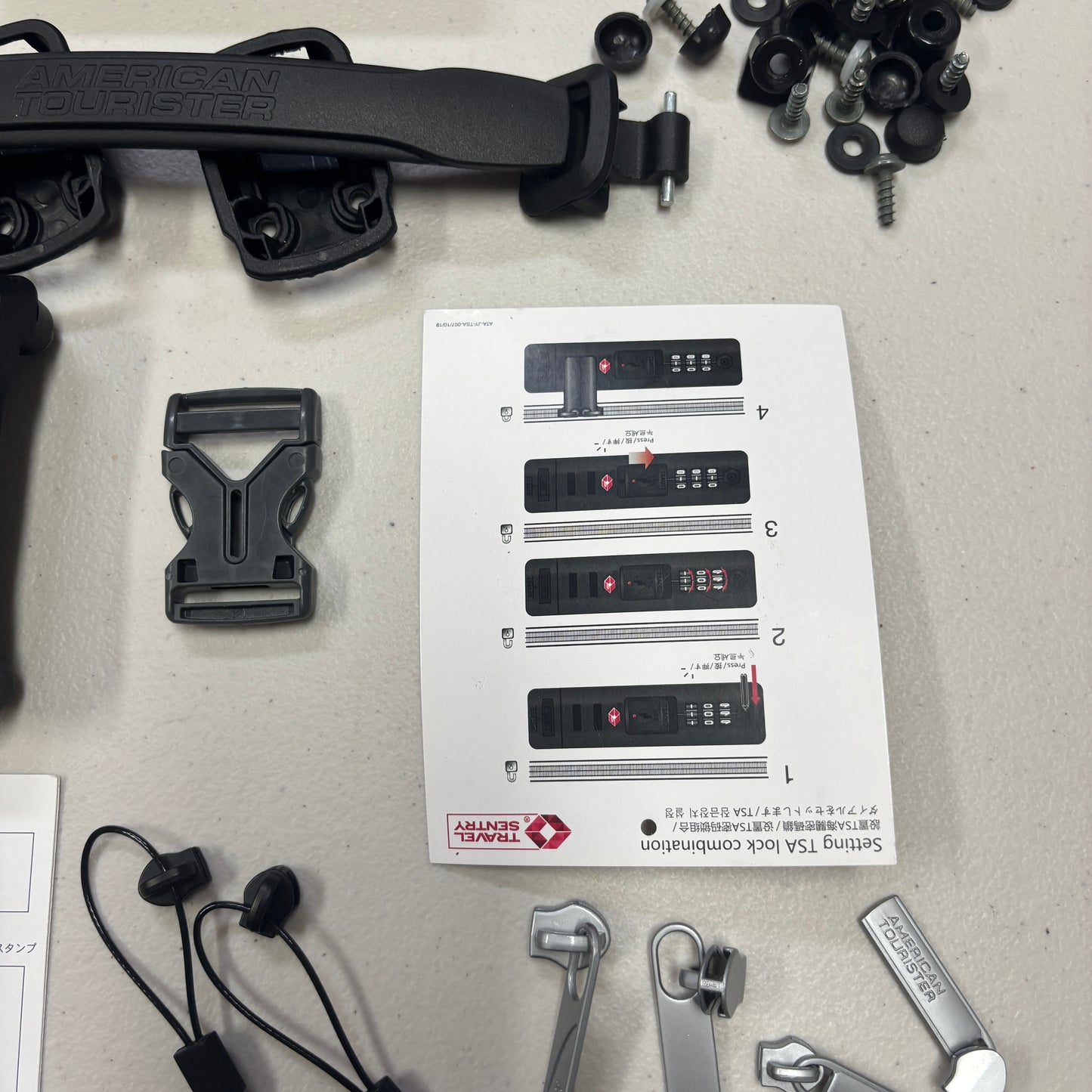 AMERICAN TOURISTER AIRCONIC FRONT OPENING 55CM SPARE PARTS KIT BLACK