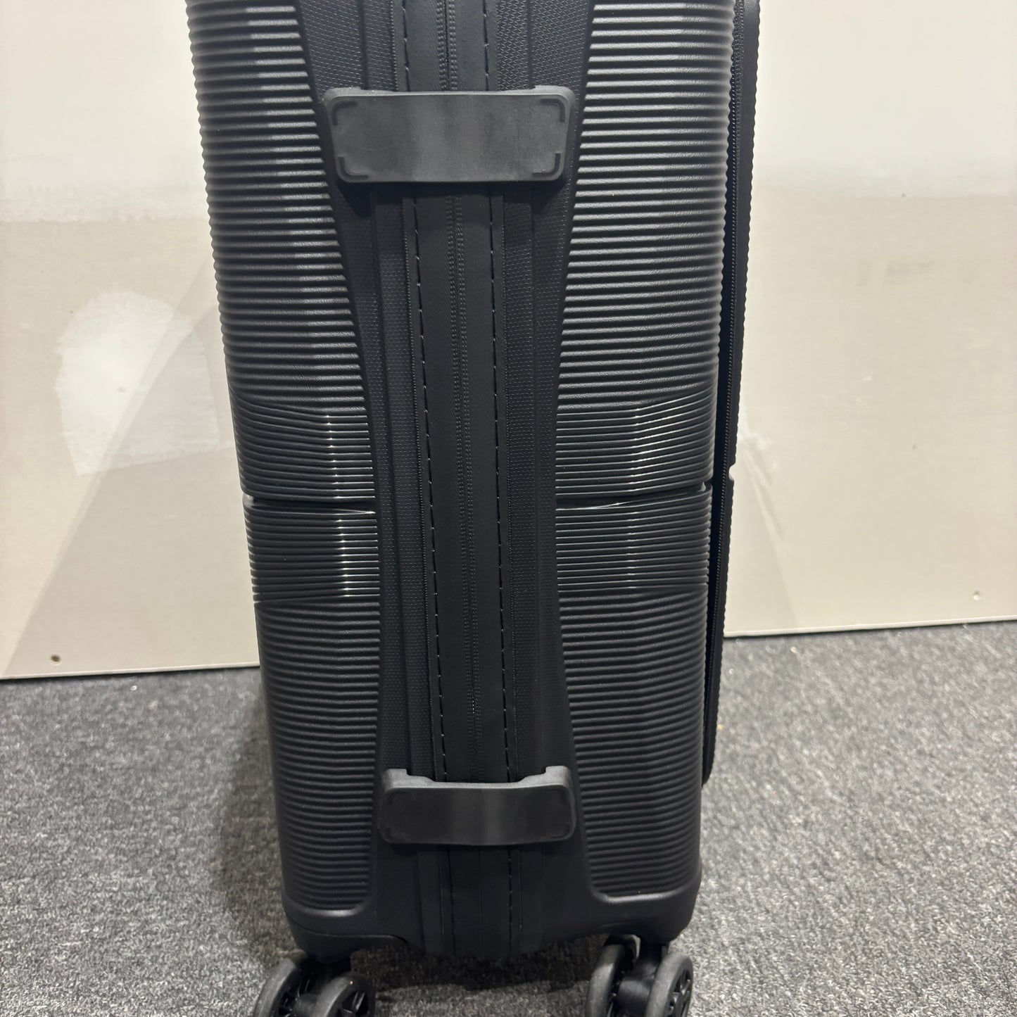 AMERICAN TOURISTER AIRCONIC FRONT OPENING 55CM SPARE PARTS KIT BLACK
