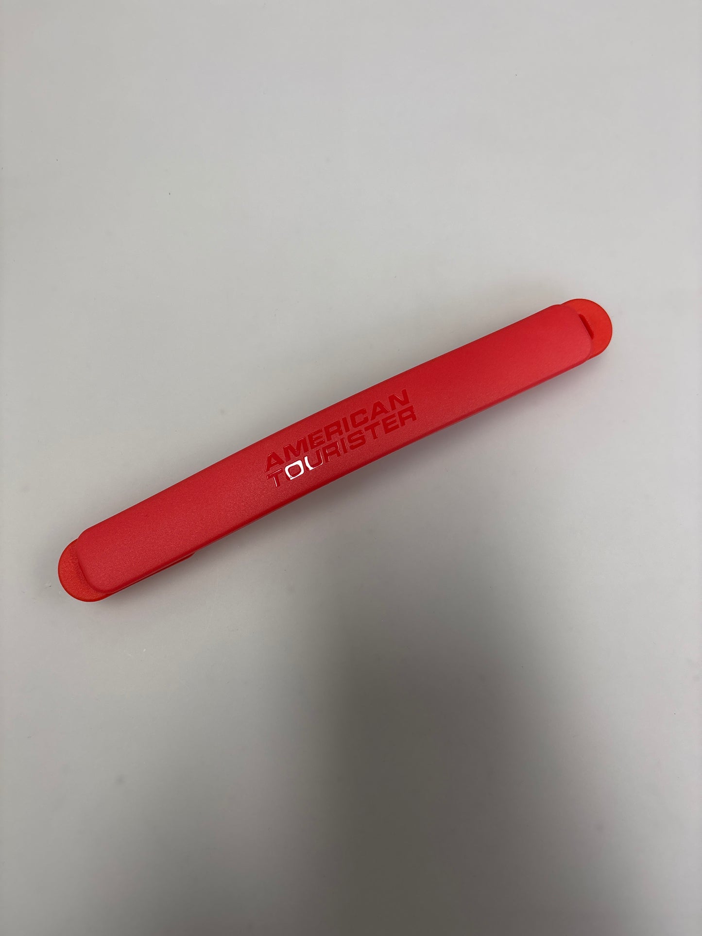 AMERICAN TOURISTER CURIO HANDLE